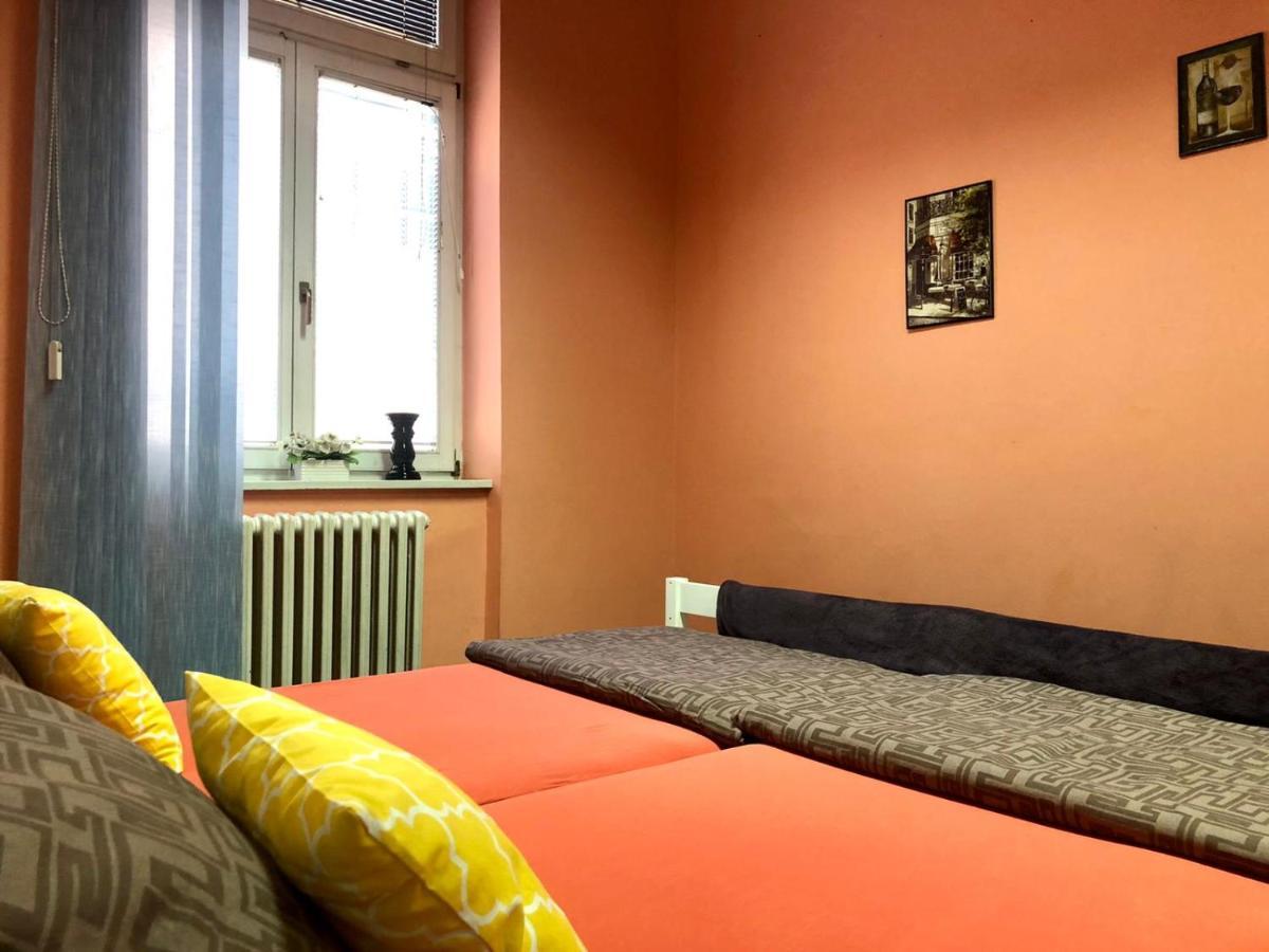 Spacious Tuzlaks Apartments Sarajevo Ferhadija Exteriör bild